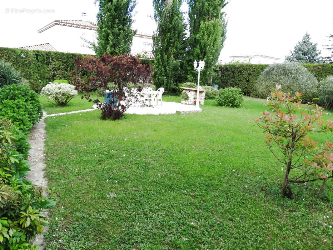 Maison à LA ROCHE-DE-GLUN