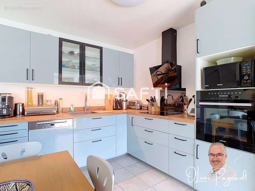 Photo 4 - Appartement à LYON-8E