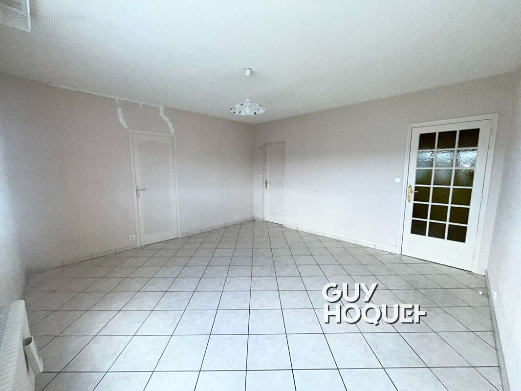 Appartement à GUEUGNON