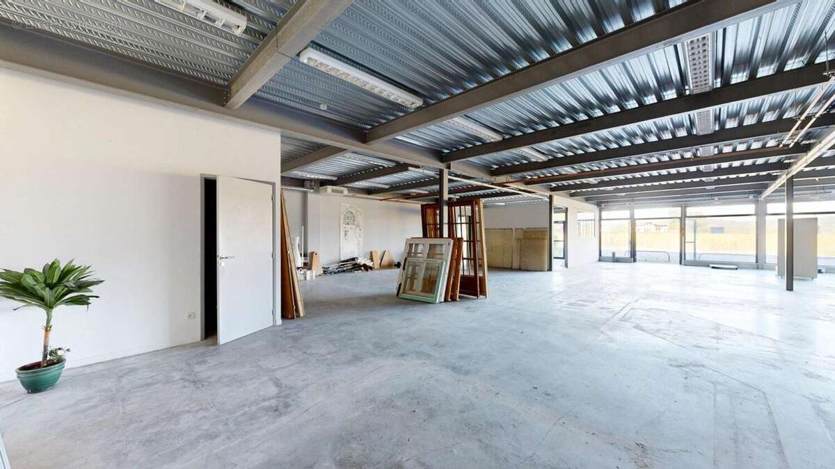 Commerce 2600 m² à Saint-Gaudens  - photo 7