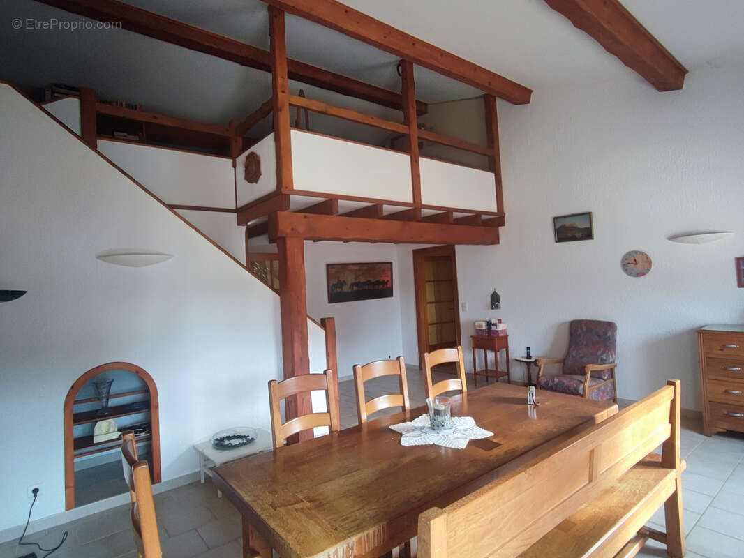 Maison à PEYRIAC-MINERVOIS