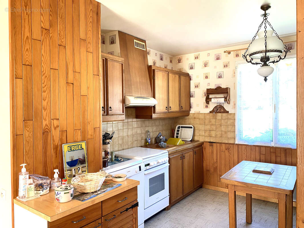 Maison à BAZOCHES-SUR-LE-BETZ