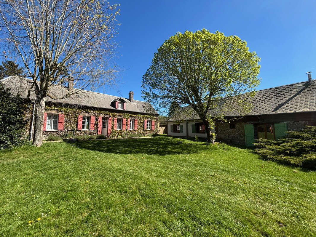 Maison à LA FORET-DU-PARC