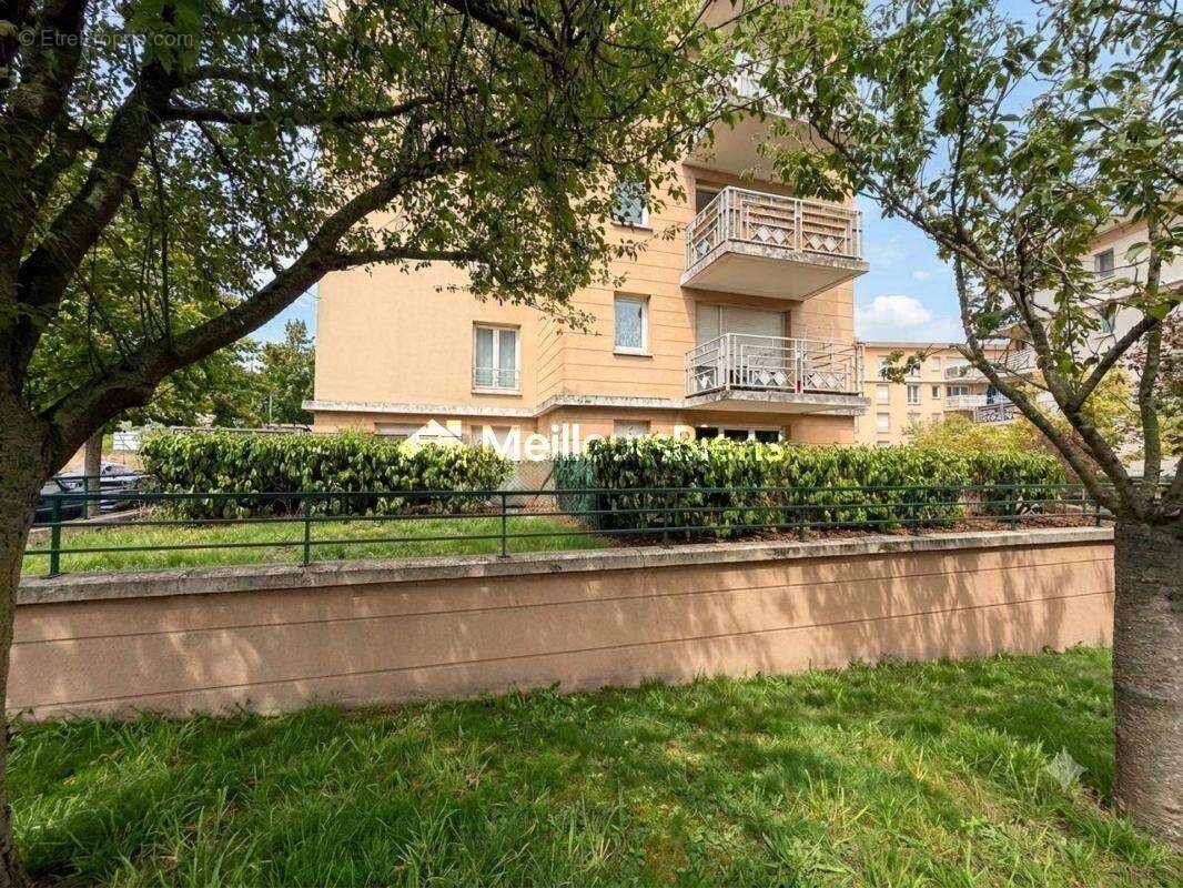 Appartement 3 pièces de 61,51 m² avec balcon et parking à Saint-Ouen-l'Aumône - photo 11