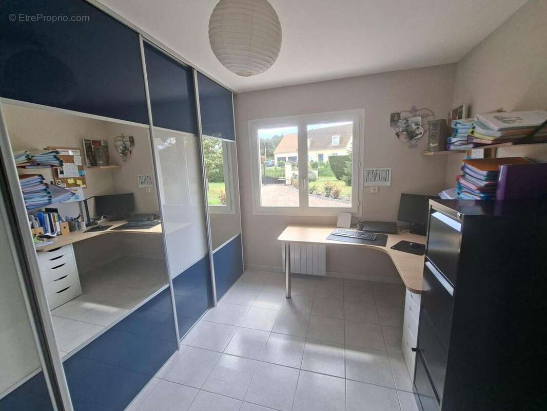 Chambre 1 - Maison à TORCE-EN-VALLEE