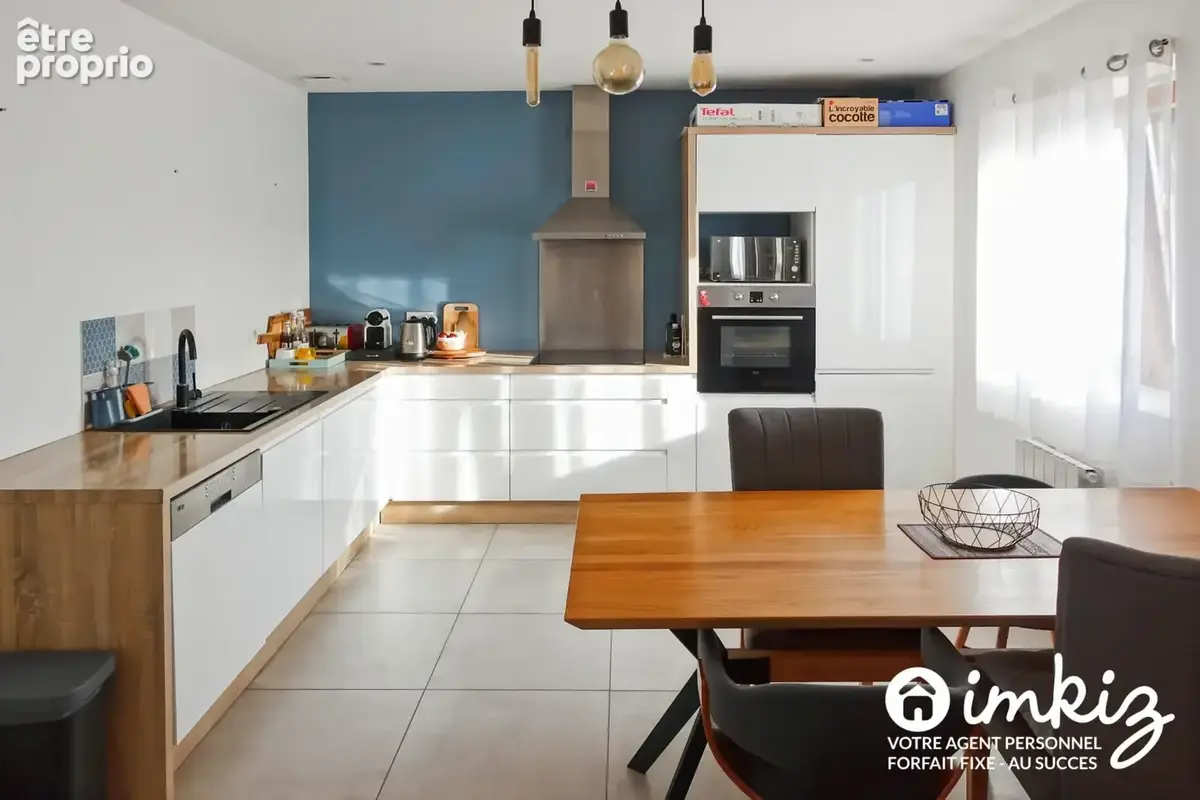 Appartement T3 centre avec terrasse cave + parking - photo 2
