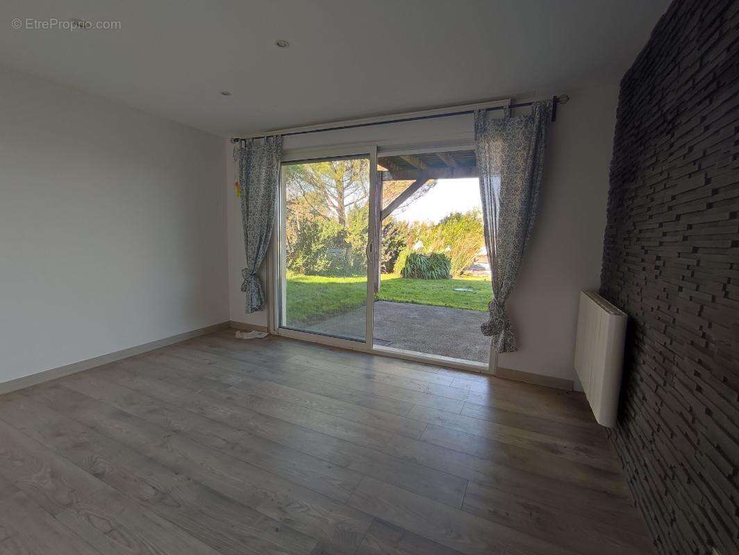 Maison à PORT-DES-BARQUES