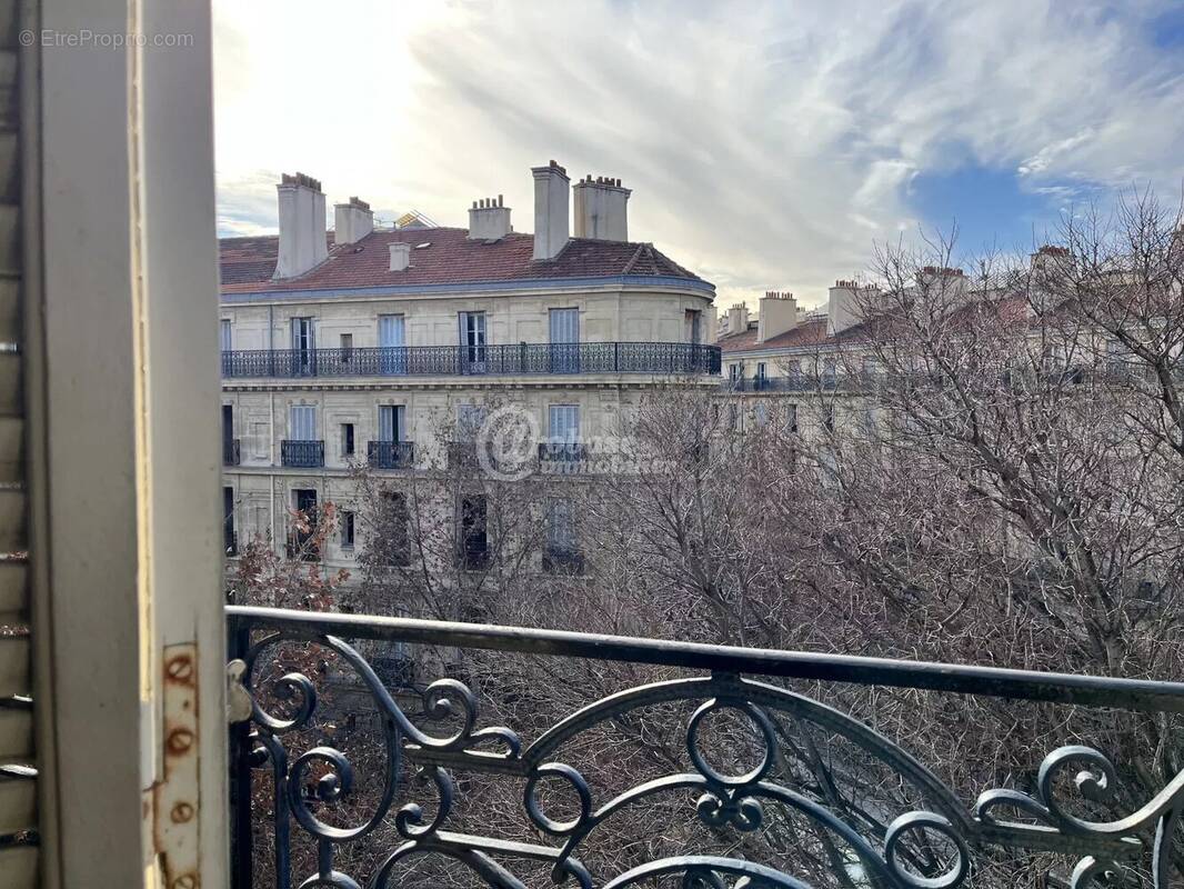 Appartement à MARSEILLE-2E
