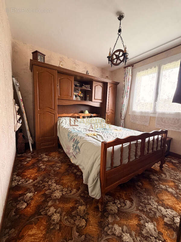 Maison à MOULT