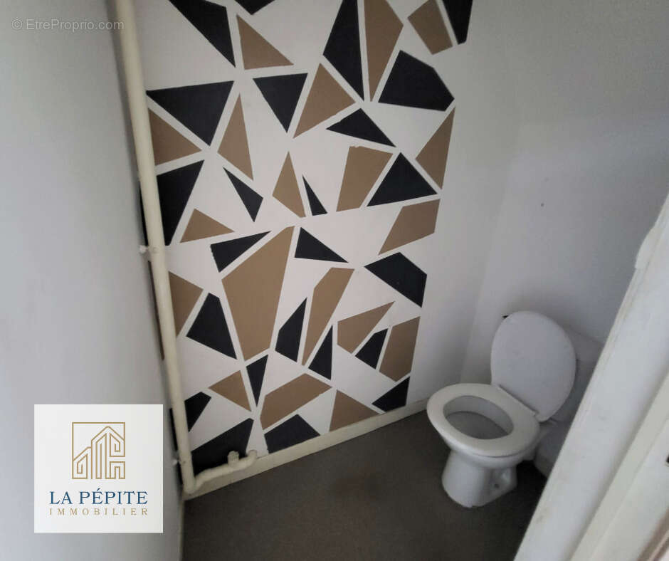 Maison à PONT-SUR-SAMBRE