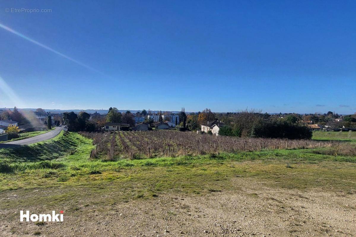 Terrain à CASTILLON-LA-BATAILLE