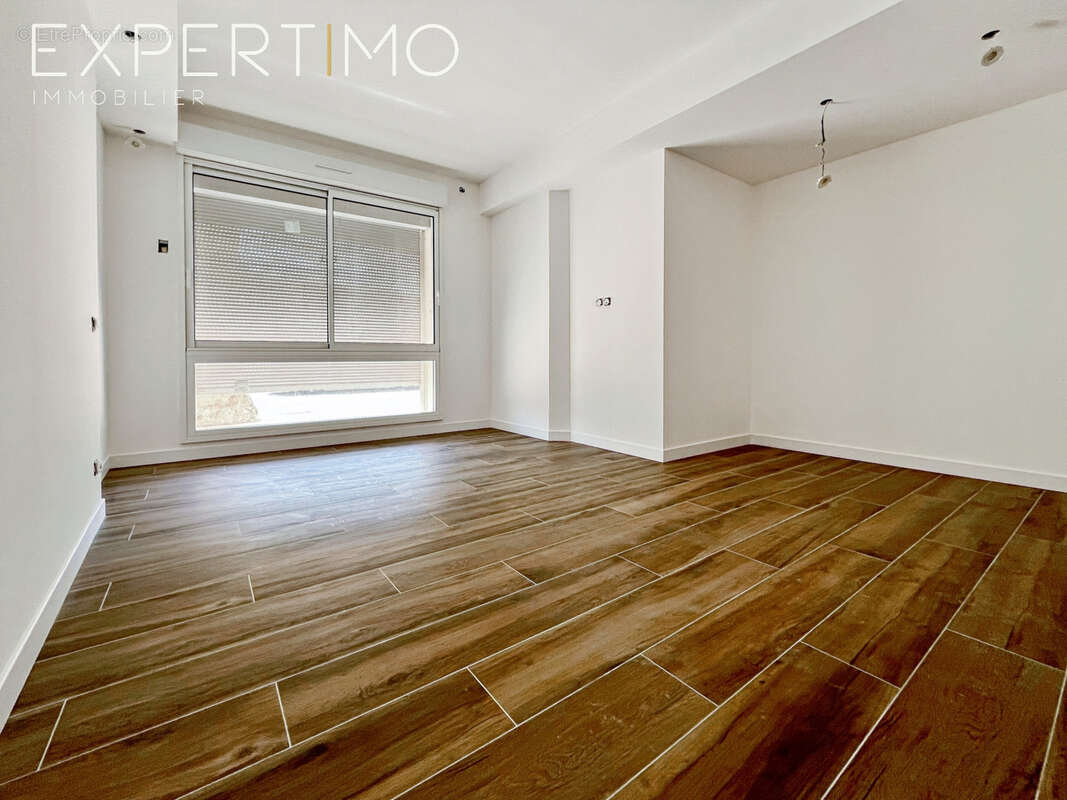 Palavas appartement 3 pieces avec terrain de 200m2 en centre ville - photo 6