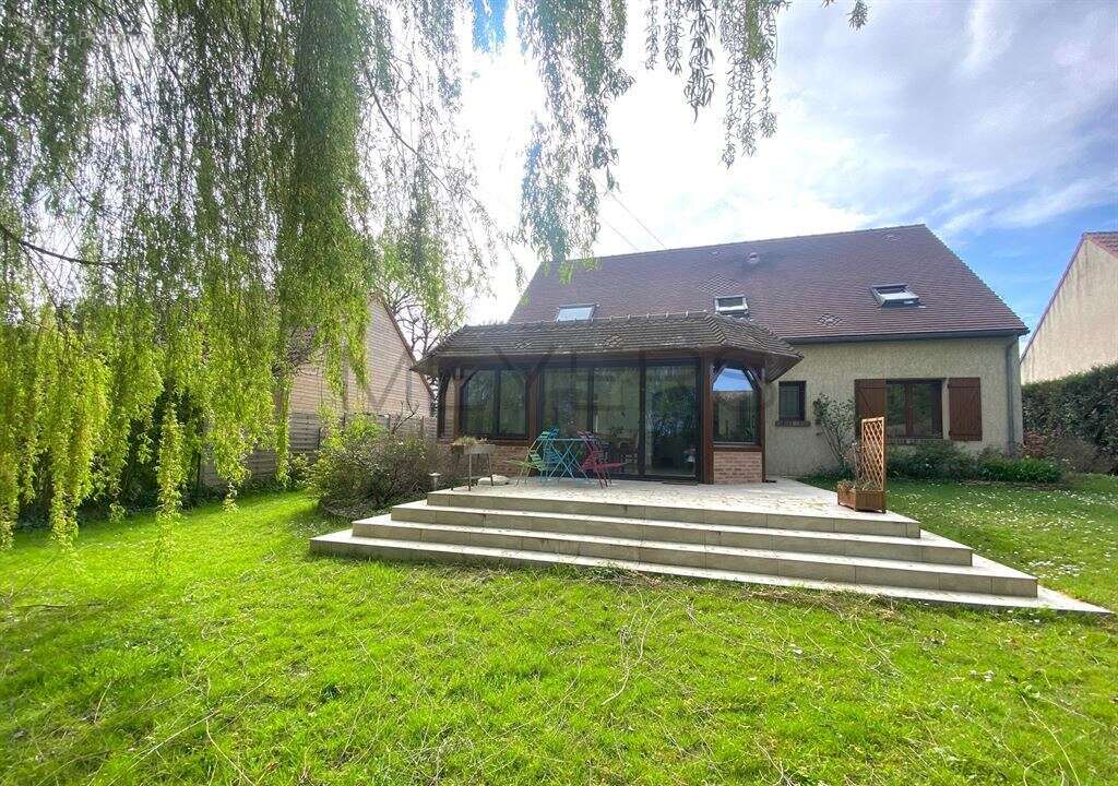 Maison à MONTFORT-L'AMAURY