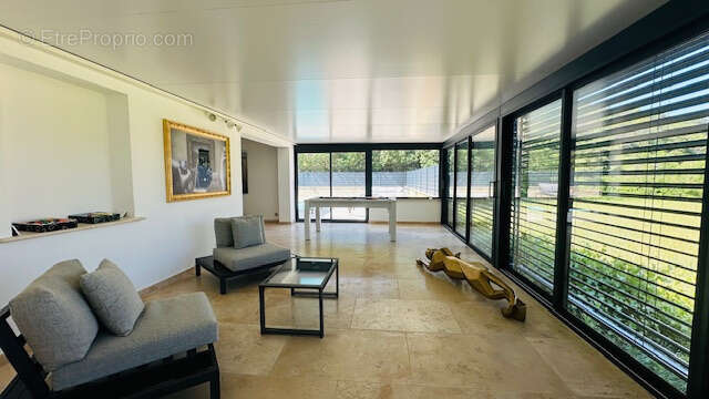 Maison à VAISON-LA-ROMAINE