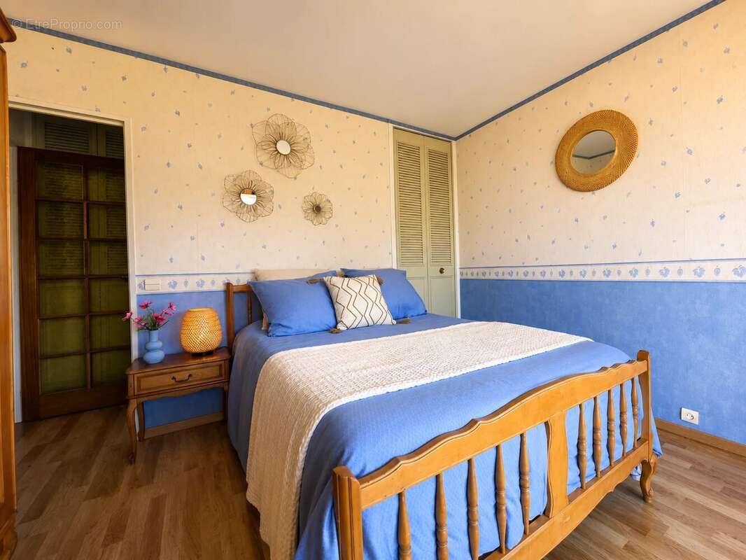 Appartement à HYERES