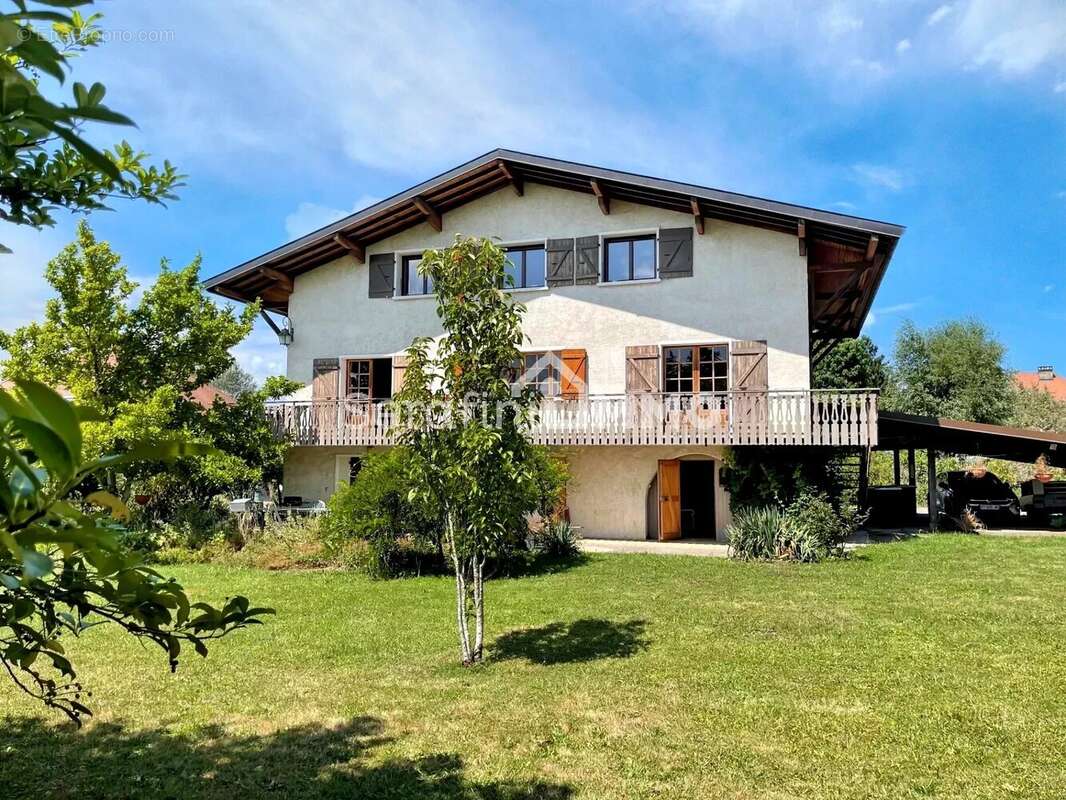 Appartement à ANNECY-LE-VIEUX