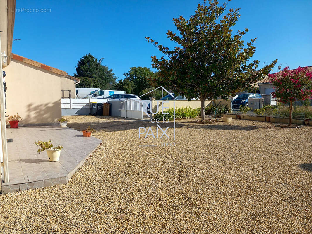 Maison Neuville De Poitou 3 pièce(s) 72 m2 - photo 4