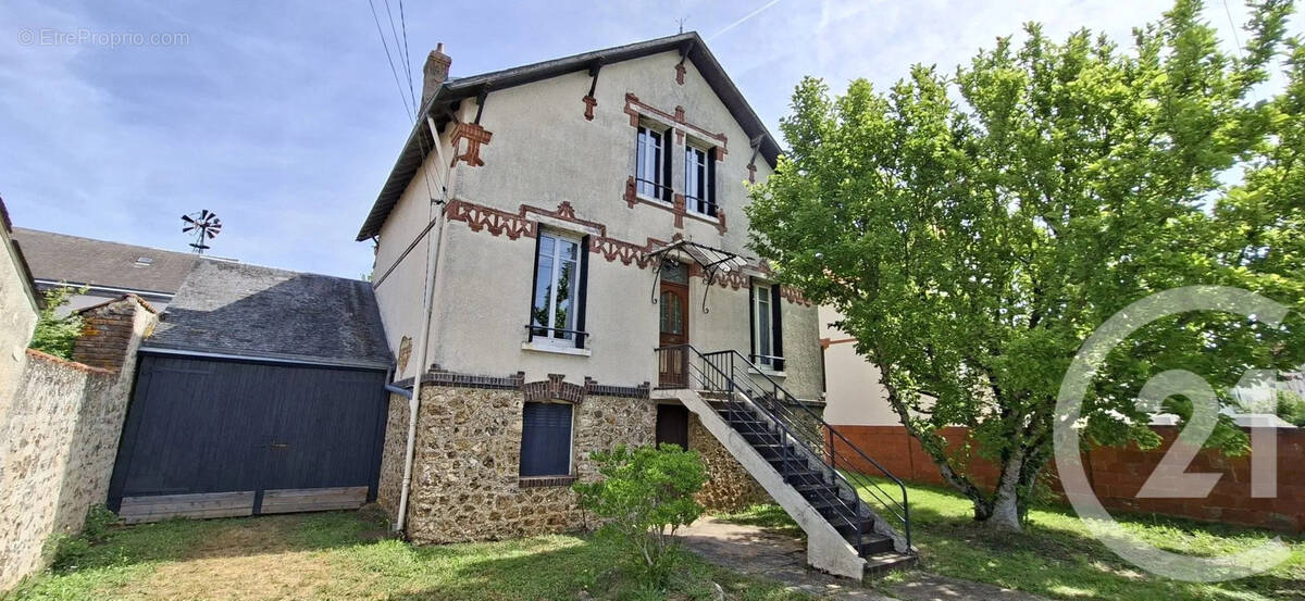 Maison à BONNEVAL