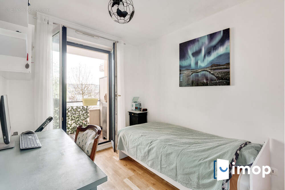 Appartement 4 pièces 3 chambres et parkings - photo 8