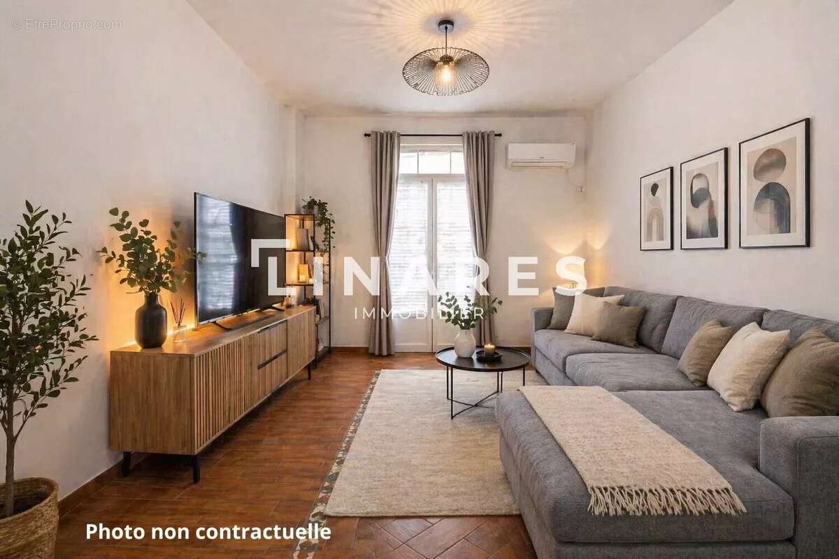 Appartement à MARSEILLE-6E
