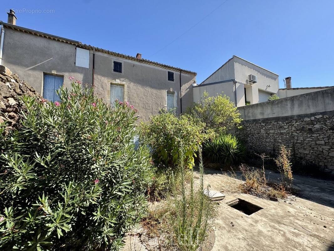 Maison à POMEROLS