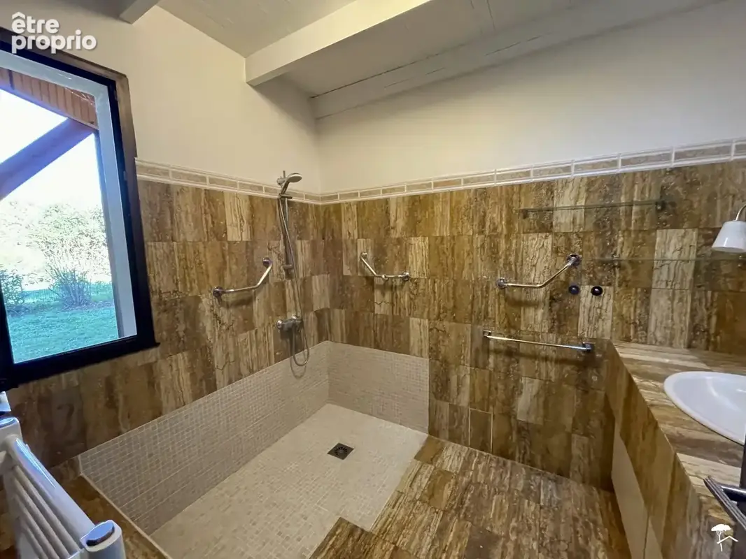 Maison 5 pièces 139 m² à vendre à Fargues (33210) - photo 7