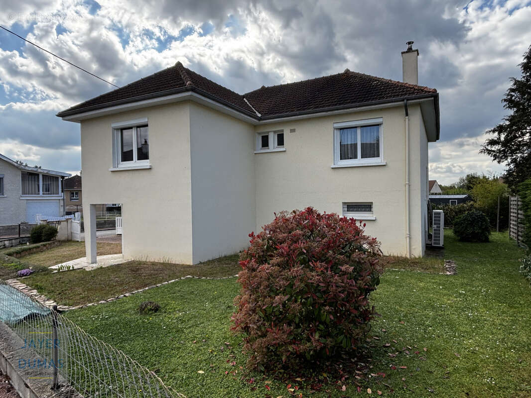 Maison à CRISSEY