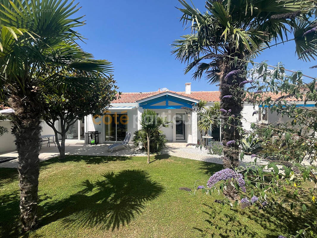Maison à MESCHERS-SUR-GIRONDE