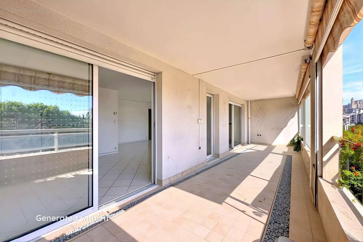 Appartement à CANNES