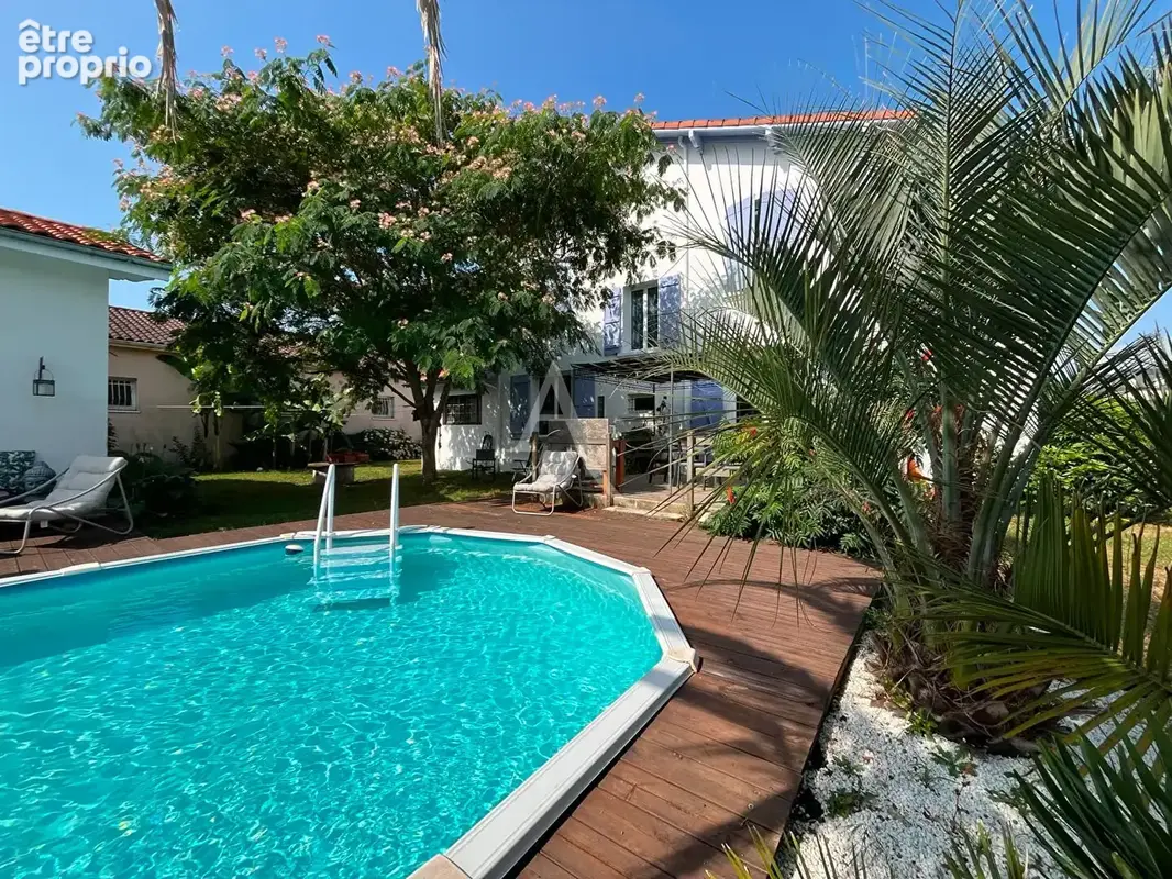 Maison Architecte de 158m2 -T7 - 5 chambres-Garage, Dépendances et Piscine - photo 6