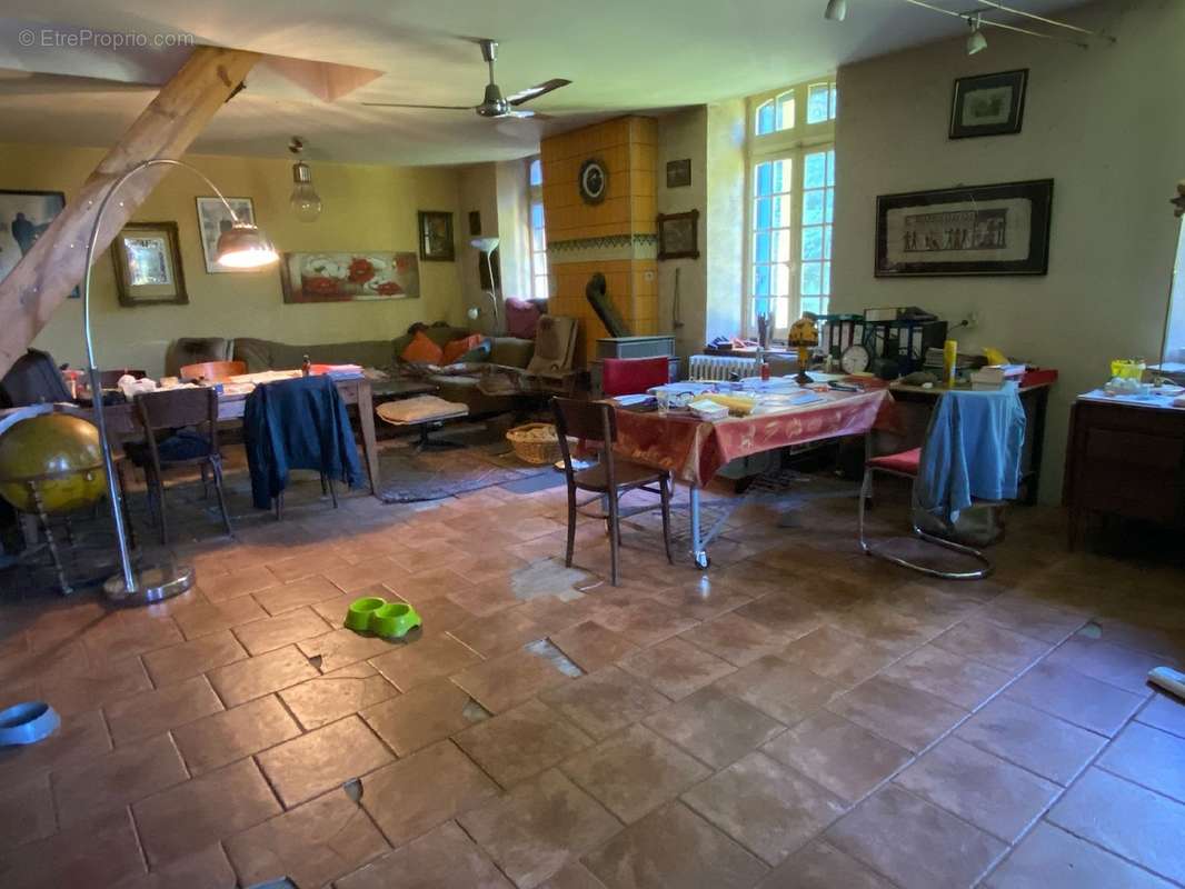 Autre à CORRAVILLERS