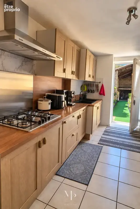 Maison à SERVES-SUR-RHONE