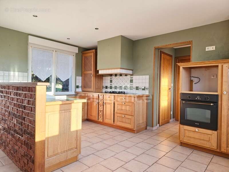 Maison à BOUVAINCOURT-SUR-BRESLE