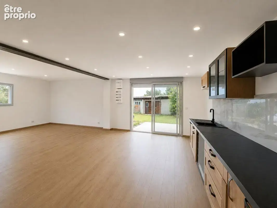 St Martin de valaglgues-Maison 195 m² - 5 chambres - Terrain 5 267 m² - photo 11