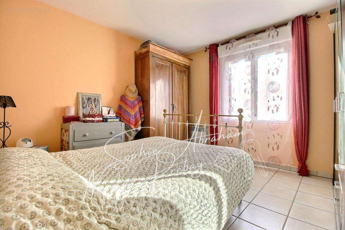 Maison à BAZOCHES-LES-GALLERANDES