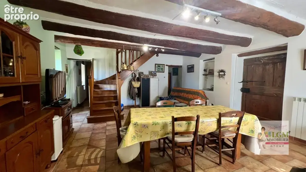 Viager occupé-Propriété de caractère avec dépendance en pierre - photo 4