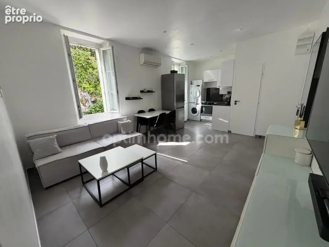 Appartement à CARRY-LE-ROUET