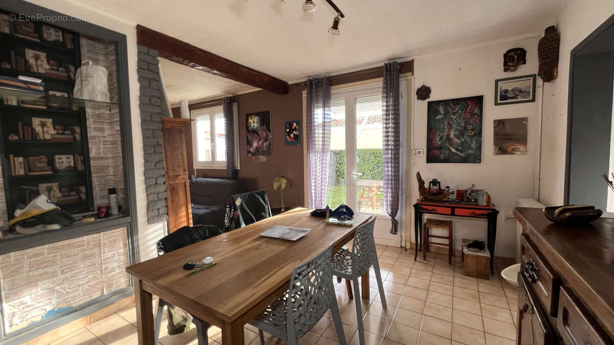 Maison à BON-ENCONTRE