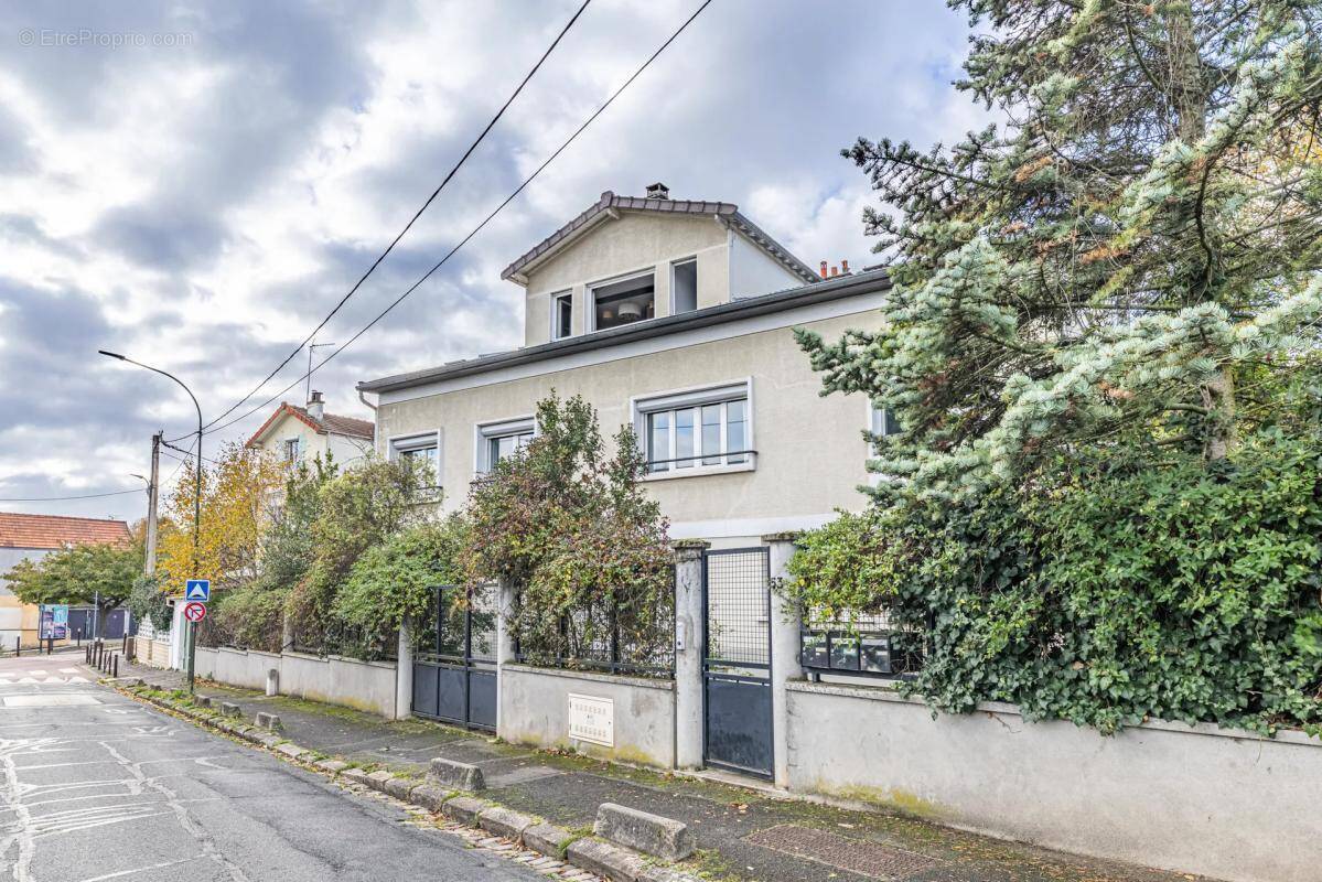 Appartement à VILLEJUIF