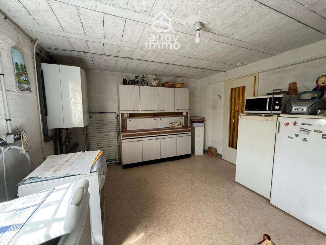 EXCLUSIVITE : Maison 4 chambres St Yrieix sur Charente - gar - photo 16