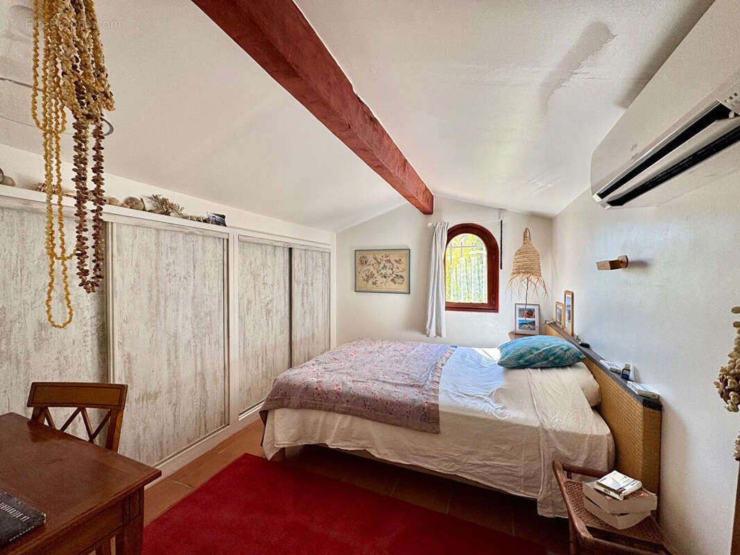 Maison La Cadiere D Azur 3 pièce(s) 86.63 m2 - photo 7