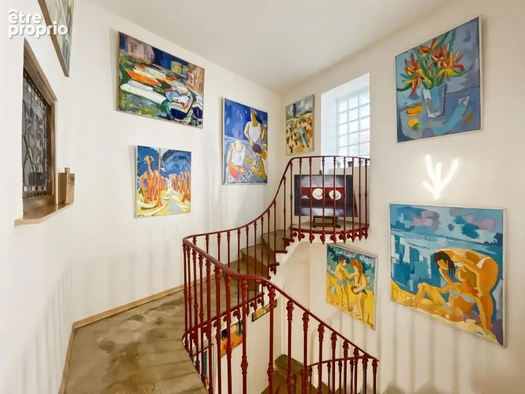 Maison atypique avec terrasse et stationnement – Béziers Centre - À Vendre - photo 7