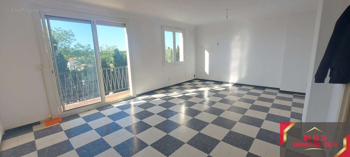 Appartement à SAINT-ESTEVE