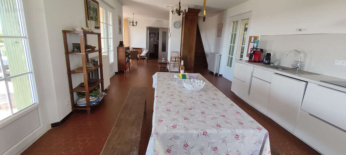 Maison à SAINT-CHRISTOL-LES-ALES