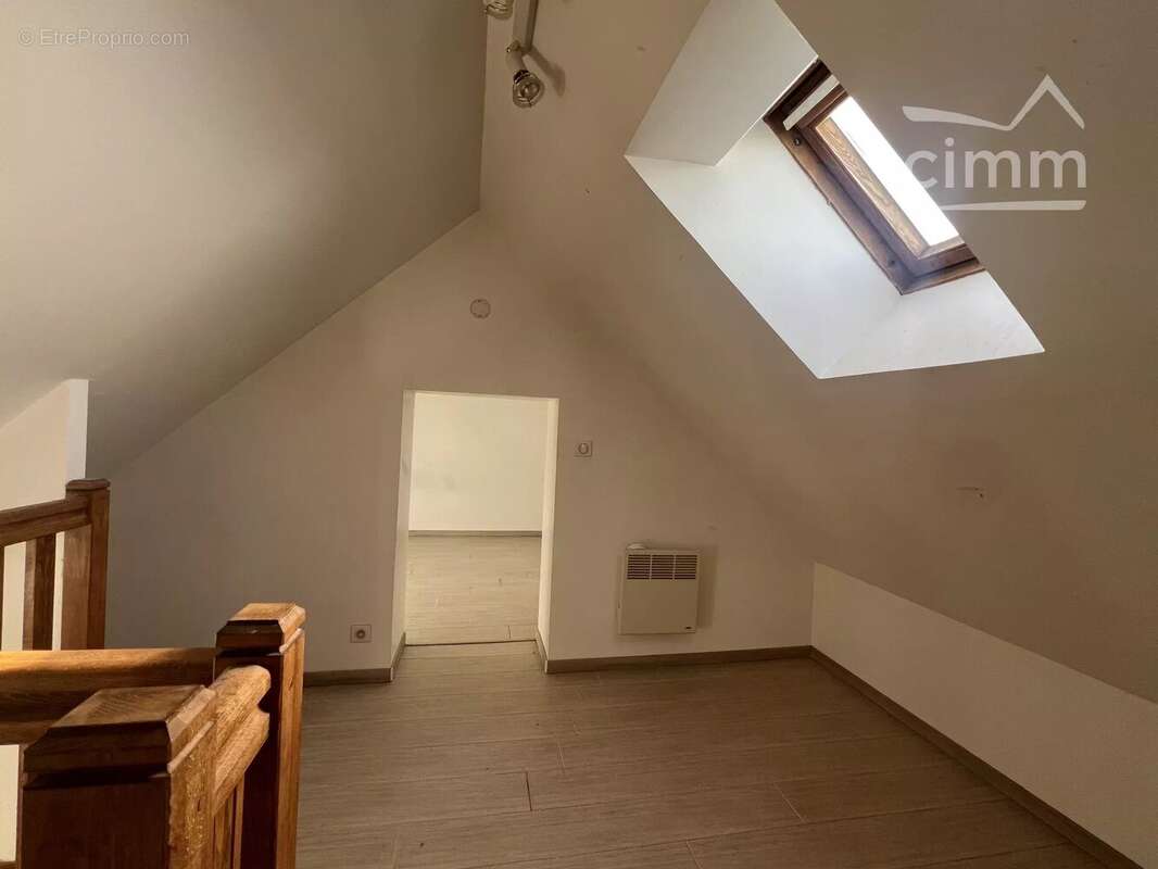 Maison à SALIGNY-SUR-ROUDON