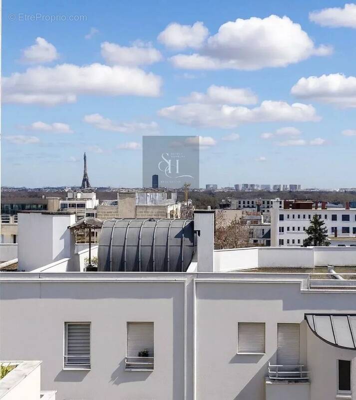 Appartement à SURESNES