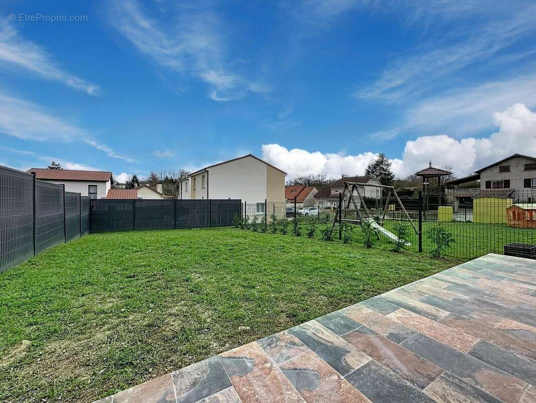 Maison 95 m² à Silly-Sur-Nied  - photo 3