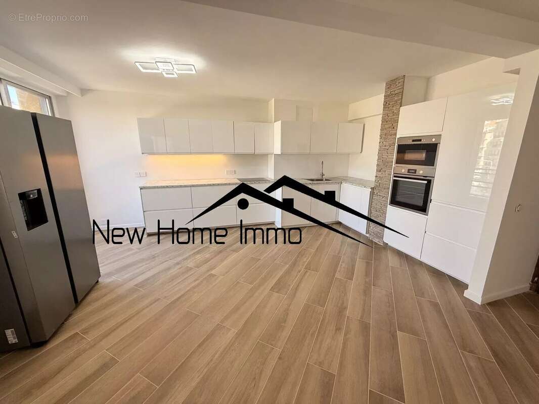 Appartement à MARSEILLE-6E