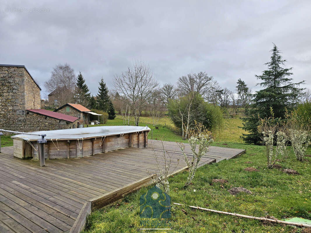 Maison à CHARENSAT