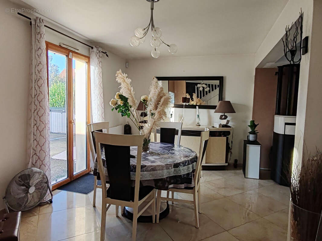 Maison à VILLERS-COTTERETS